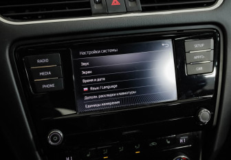 Подержанный автомобиль Skoda Octavia Liftback 2020 года (15 фото)