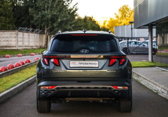 Подержанный автомобиль Hyundai Tucson 2022 года (7 фото)