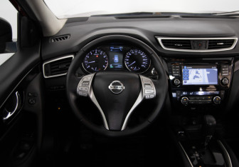 Подержанный автомобиль Nissan Qashqai 2016 года (10 фото)