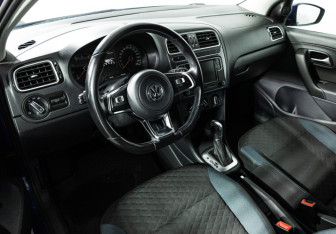 Подержанный автомобиль Volkswagen Polo Sedan 2020 года (11 фото)