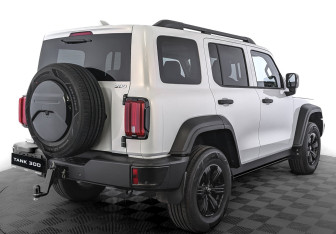 Новый Tank 300 2026 (2 фото)