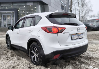 Подержанный автомобиль Mazda CX-5 2012 года (6 фото)