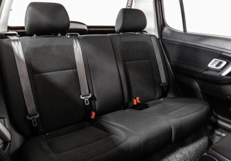 Подержанный автомобиль Skoda Fabia Hatchback 2009 года (13 фото)