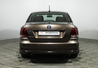 Подержанный автомобиль Volkswagen Polo Sedan 2019 года (6 фото)