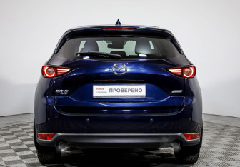 Подержанный автомобиль Mazda CX-5 2017 года (6 фото)