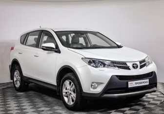 Подержанный автомобиль Toyota RAV4 2013 года (3 фото)
