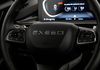 Подержанный автомобиль Exeed LX 2022 года (11 фото)