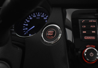 Подержанный автомобиль Nissan X-Trail 2015 года (19 фото)