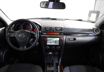 Подержанный автомобиль Mazda 3 Sedan 2008 года (10 фото)