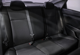 Подержанный автомобиль Hyundai Solaris Sedan 2019 года (21 фото)