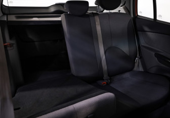 Подержанный автомобиль Kia Rio Hatchback 2009 года (19 фото)