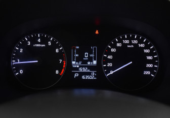 Подержанный автомобиль Hyundai Creta 2019 года (21 фото)