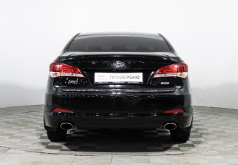 Подержанный автомобиль Hyundai i40 Sedan 2015 года (6 фото)