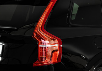 Подержанный автомобиль Volvo XC90 2021 года (11 фото)
