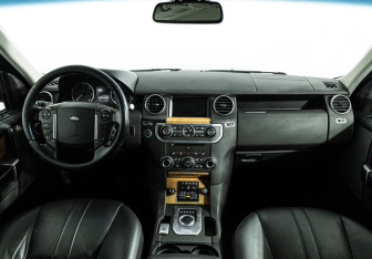 Подержанный автомобиль Land Rover Discovery 2013 года (13 фото)