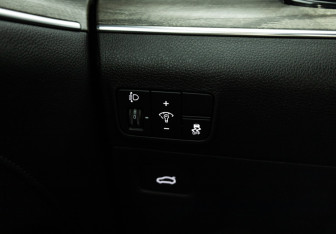 Подержанный автомобиль Kia K5 2021 года (24 фото)