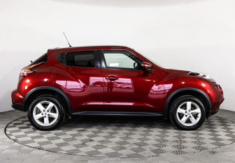 Подержанный автомобиль Nissan Juke 2018 года (4 фото)