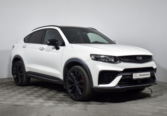 Подержанный автомобиль Geely Tugella 2022 года (3 фото)