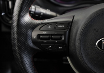 Подержанный автомобиль Kia Picanto 2021 года (13 фото)