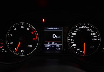 Подержанный автомобиль Audi Q5 2012 года (21 фото)