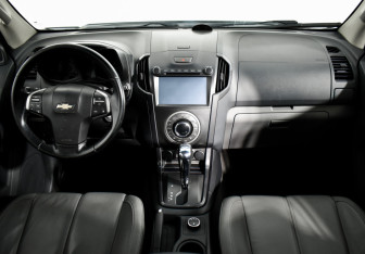 Подержанный автомобиль Chevrolet TrailBlazer 2013 года (14 фото)