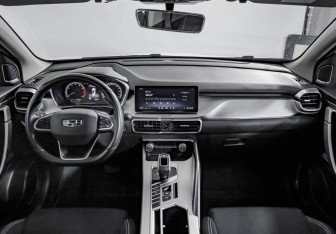 Подержанный автомобиль Geely Coolray 2021 года (9 фото)