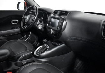 Подержанный автомобиль Kia Soul 2018 года (13 фото)