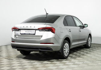 Подержанный автомобиль Skoda Rapid Liftback 2020 года (5 фото)