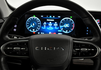 Подержанный автомобиль Chery Tiggo 8 Pro Max 2023 года (19 фото)