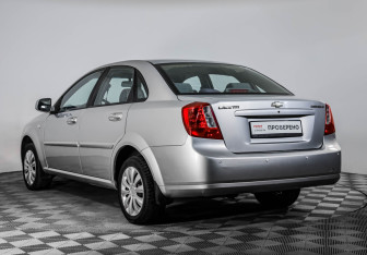 Подержанный автомобиль Chevrolet Lacetti Sedan 2012 года (7 фото)