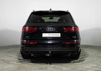 Подержанный автомобиль Audi Q7 2019 года (6 фото)
