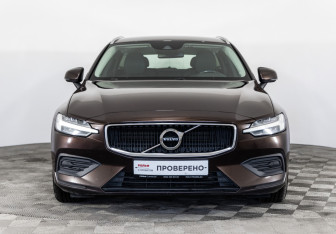 Подержанный автомобиль Volvo V60 2019 года (2 фото)