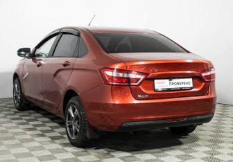 Подержанный автомобиль LADA (ВАЗ) Vesta Sedan 2018 года (7 фото)