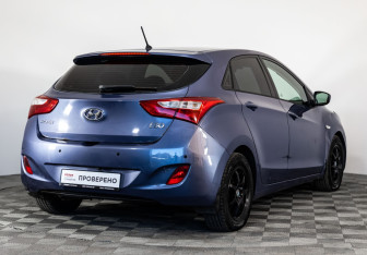 Подержанный автомобиль Hyundai i30 Hatchback 2012 года (5 фото)