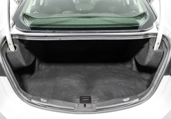 Подержанный автомобиль Ford Mondeo Sedan 2016 года (18 фото)