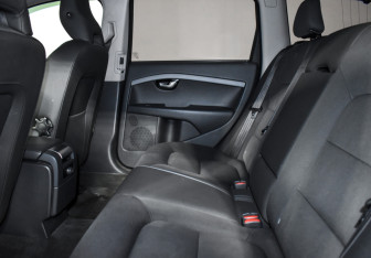 Подержанный автомобиль Volvo XC70 2014 года (12 фото)