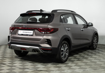 Подержанный автомобиль Kia Rio Hatchback 2021 года (5 фото)
