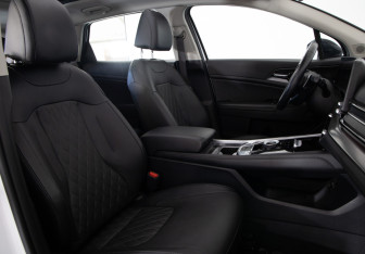 Подержанный автомобиль Kia Sportage 2023 года (10 фото)