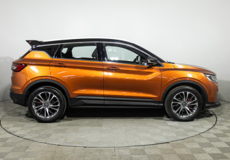 Подержанный автомобиль Geely Coolray 2020 года (4 фото)