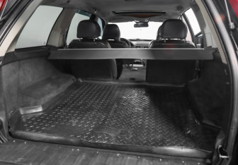 Подержанный автомобиль Volvo XC90 2002 года (23 фото)