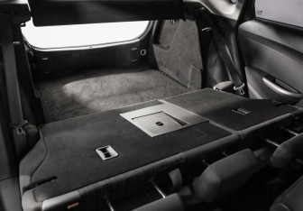 Подержанный автомобиль Opel Astra Hatchback 2011 года (21 фото)