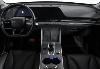 Подержанный автомобиль Omoda C5 2023 года (15 фото)
