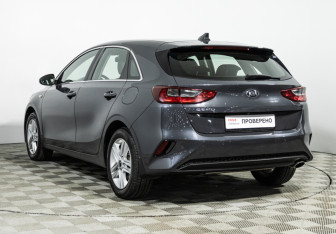 Подержанный автомобиль Kia Ceed Hatchback 2018 года (7 фото)