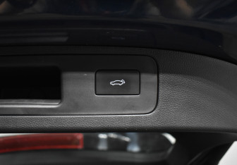 Подержанный автомобиль Geely Okavango 2024 года (23 фото)