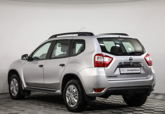Подержанный автомобиль Nissan Terrano 2019 года (7 фото)