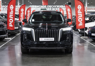 Подержанный автомобиль Hongqi E-HS9 2021 года (3 фото)