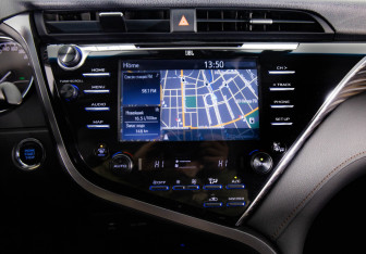 Подержанный автомобиль Toyota Camry Sedan 2018 года (15 фото)