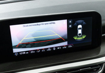 Подержанный автомобиль Kia K5 2022 года (19 фото)