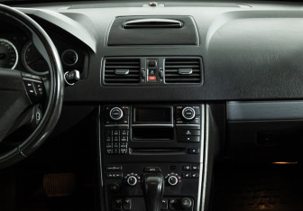 Подержанный автомобиль Volvo XC90 2012 года (14 фото)