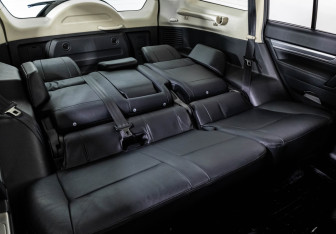 Подержанный автомобиль Mitsubishi Pajero 2017 года (29 фото)